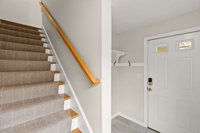 11 Russell Pl 11, Arlington, MA 02474