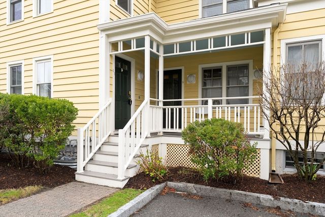 11 Russell Pl 11, Arlington, MA 02474