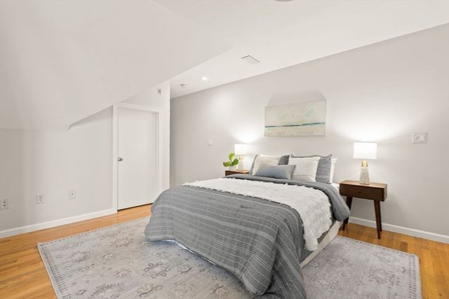 11 Russell Pl 11, Arlington, MA 02474