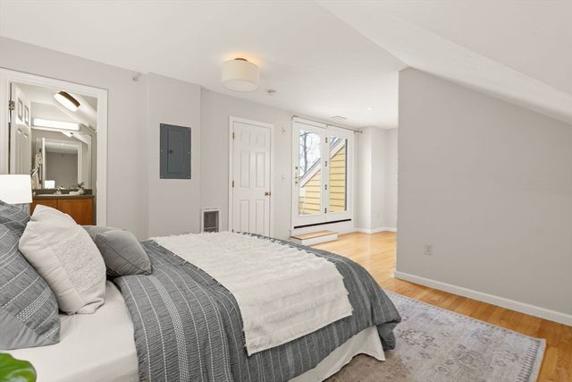 11 Russell Pl 11, Arlington, MA 02474