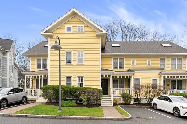 11 Russell Pl 11, Arlington, MA 02474