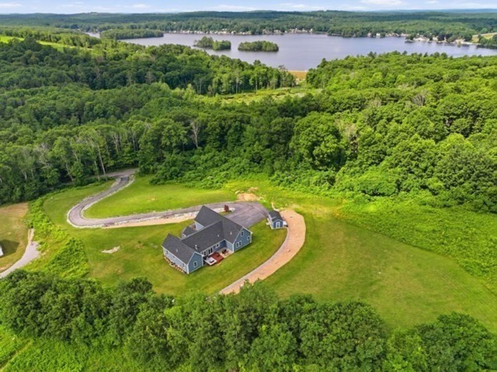 458 Pine Street, Leicester, MA 01524