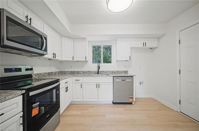 2940 Bamberg PL, Virginia Beach, VA 23453