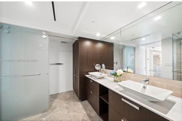 1500 Ocean Dr UPH-5, Miami Beach, FL 33139