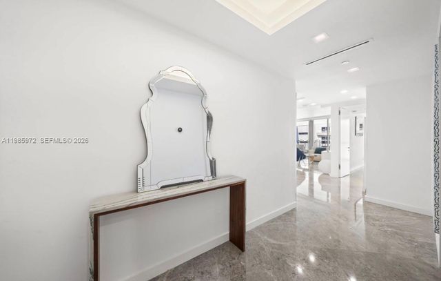 1500 Ocean Dr UPH-5, Miami Beach, FL 33139