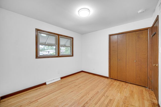 9211 Hawthorne Drive, Munster, IN 46321