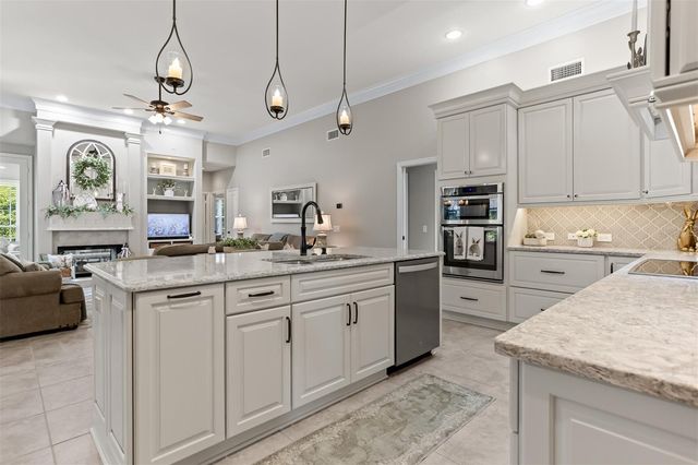 2867 DEER RUN, Tarpon Springs, FL 34688