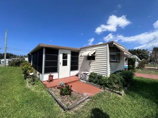 8379 SE Eagle Avenue, Hobe Sound, FL 33455