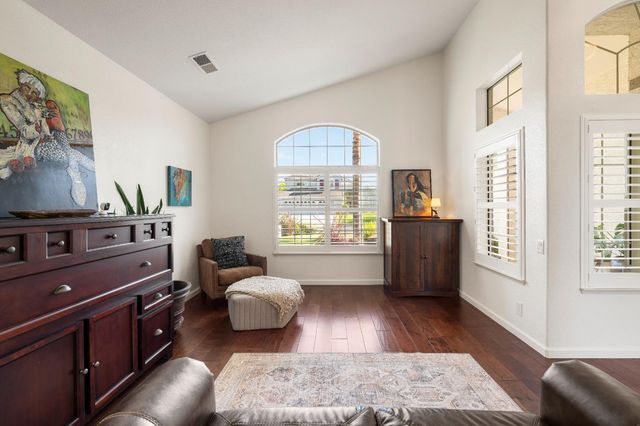 307 Russi Ct, Folsom, CA 95630
