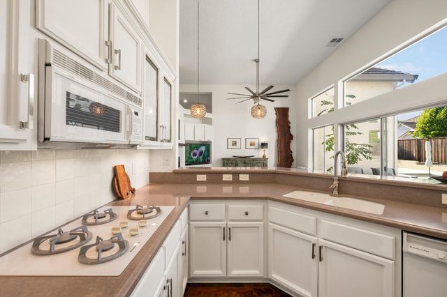 307 Russi Ct, Folsom, CA 95630