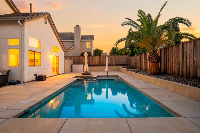 307 Russi Ct, Folsom, CA 95630