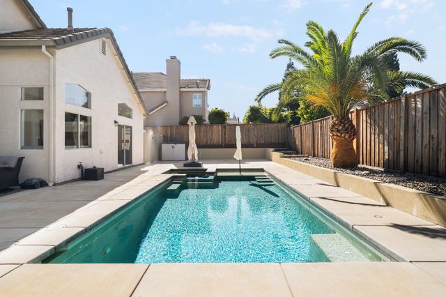 307 Russi Ct, Folsom, CA 95630