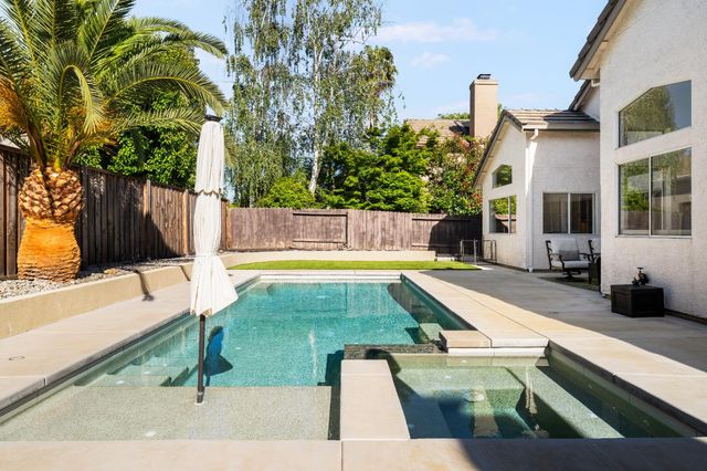 307 Russi Ct, Folsom, CA 95630