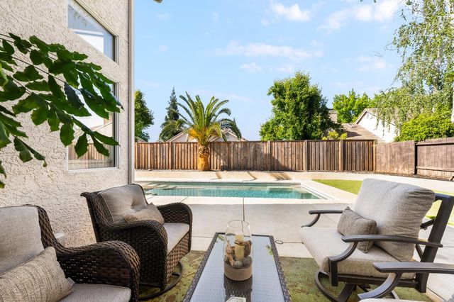 307 Russi Ct, Folsom, CA 95630