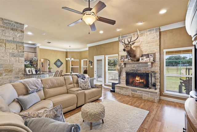 3102 Walnut Creek Parkway, Granbury, TX 76049