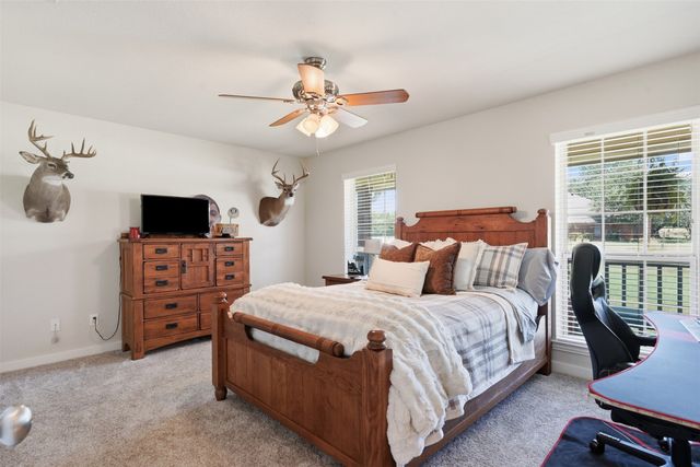 3102 Walnut Creek Parkway, Granbury, TX 76049
