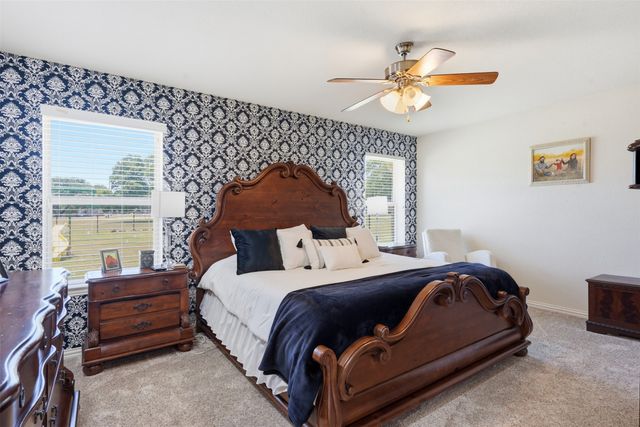 3102 Walnut Creek Parkway, Granbury, TX 76049