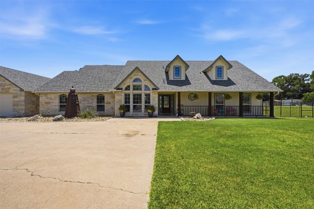 3102 Walnut Creek Parkway, Granbury, TX 76049