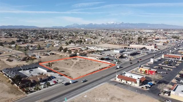 406031 05 Bear Valley Road, Hesperia, CA 92345