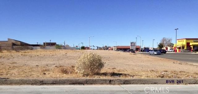 406031 05 Bear Valley Road, Hesperia, CA 92345