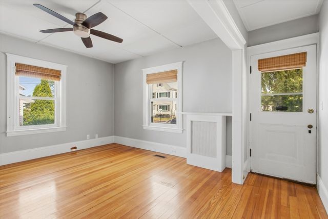 454 Quarry St 454, Quincy, MA 02169