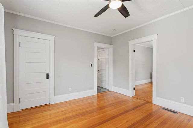 454 Quarry St 454, Quincy, MA 02169
