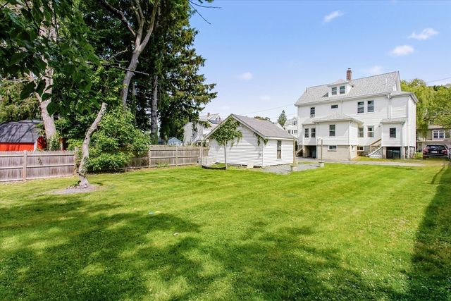 454 Quarry St 454, Quincy, MA 02169