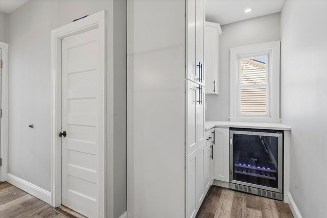 454 Quarry St 454, Quincy, MA 02169