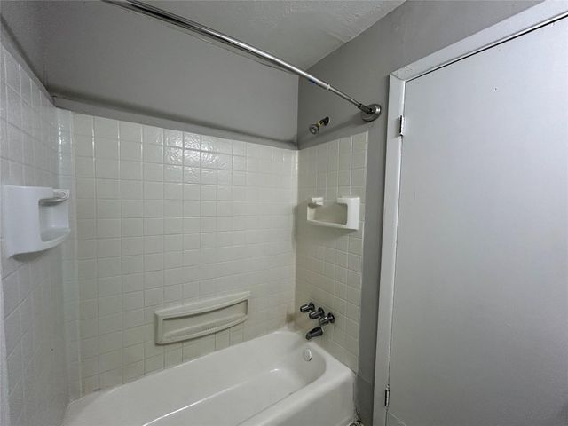 8807 Timberside Drive 3, Houston, TX 77025