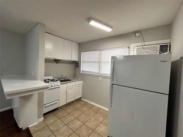 8807 Timberside Drive 3, Houston, TX 77025
