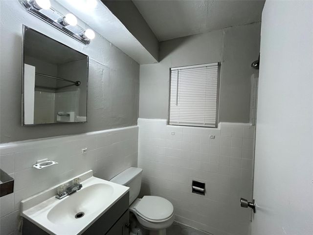 8807 Timberside Drive 3, Houston, TX 77025