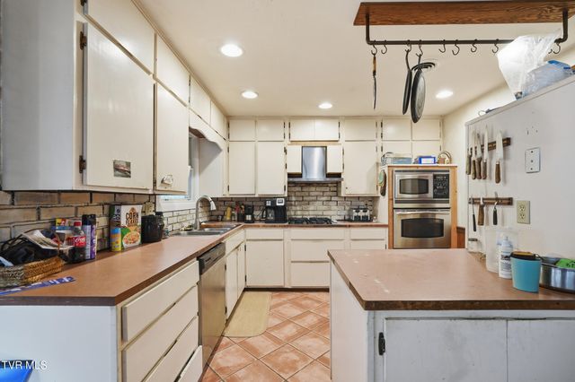 11132 Toole Creek Road, Abingdon, VA 24210