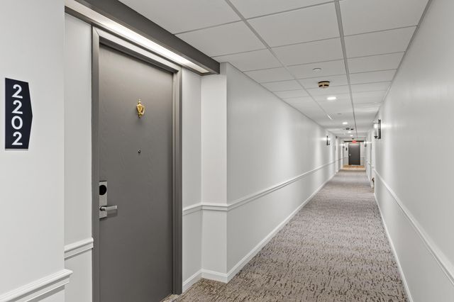345 W Vine Street 2202, Lexington, KY 40507