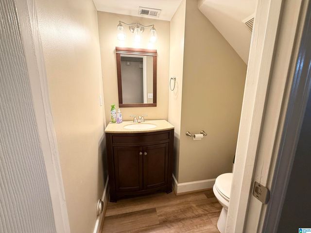 1606 BENT RIVER CIRCLE, Vestavia Hills, AL 35216