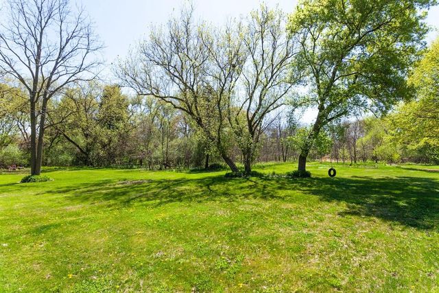 W329N4072 Lakeland DRIVE, Nashotah, WI 53058