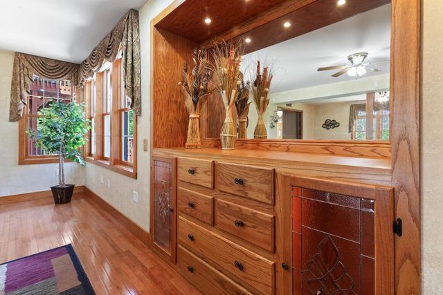 W329N4072 Lakeland DRIVE, Nashotah, WI 53058