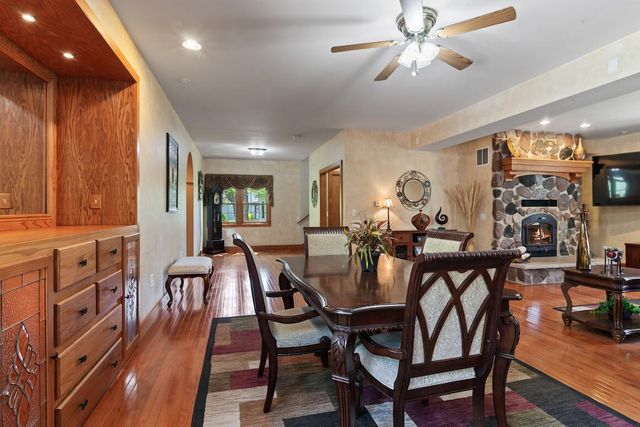 W329N4072 Lakeland DRIVE, Nashotah, WI 53058