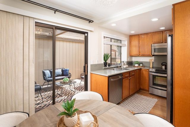 16137 Loretta Lane, Los Gatos, CA 95032