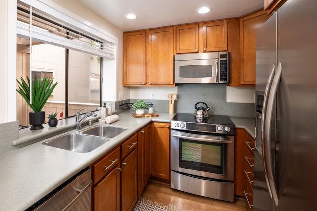 16137 Loretta Lane, Los Gatos, CA 95032