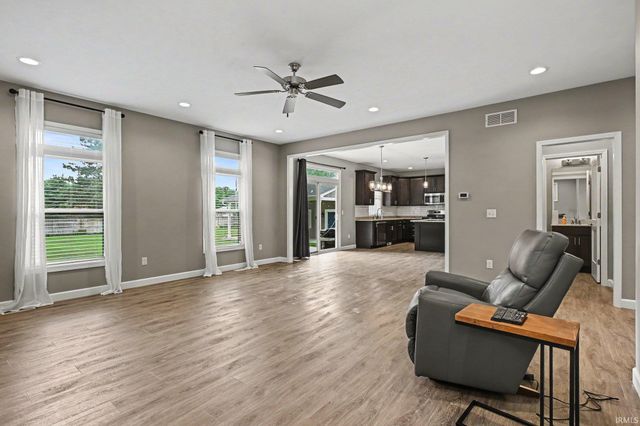 54500 Beech Road, Osceola, IN 46561