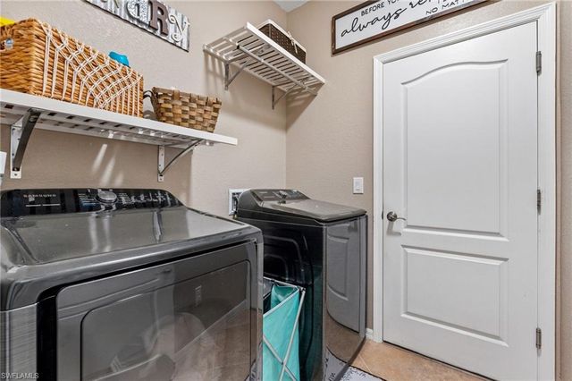 3147 Walnut Grove LN, Alva, FL 33920