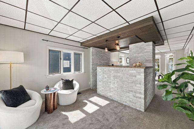 18 Kernwood Ave, Beverly, MA 01915