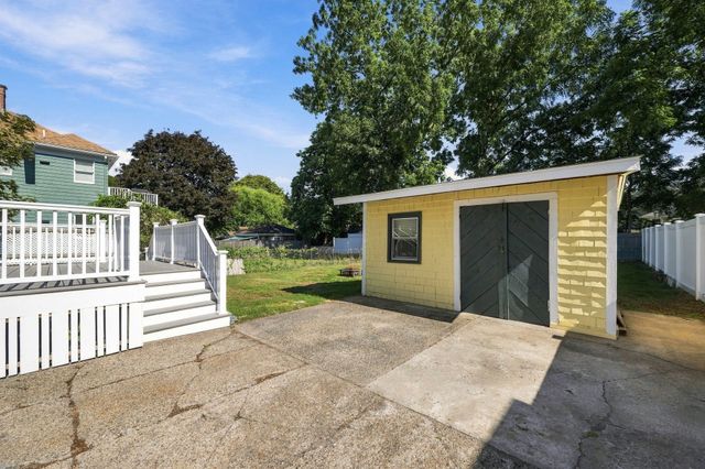 18 Kernwood Ave, Beverly, MA 01915