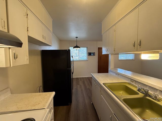 163 Richter, New Braunfels, TX 78130