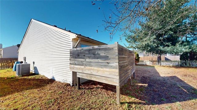 2092 Manassas RN, Virginia Beach, VA 23464