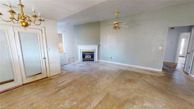 2092 Manassas RN, Virginia Beach, VA 23464