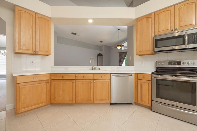 219 BAY ARBOR BOULEVARD, Oldsmar, FL 34677