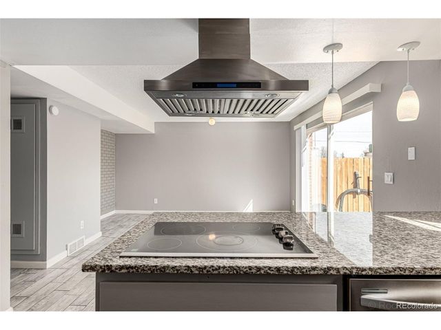 1104 W 88th Ave, Thornton, CO 80260