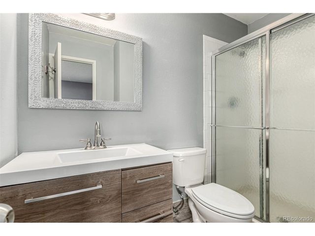 1104 W 88th Ave, Thornton, CO 80260