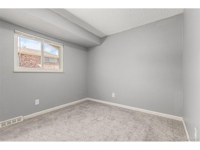 1104 W 88th Ave, Thornton, CO 80260